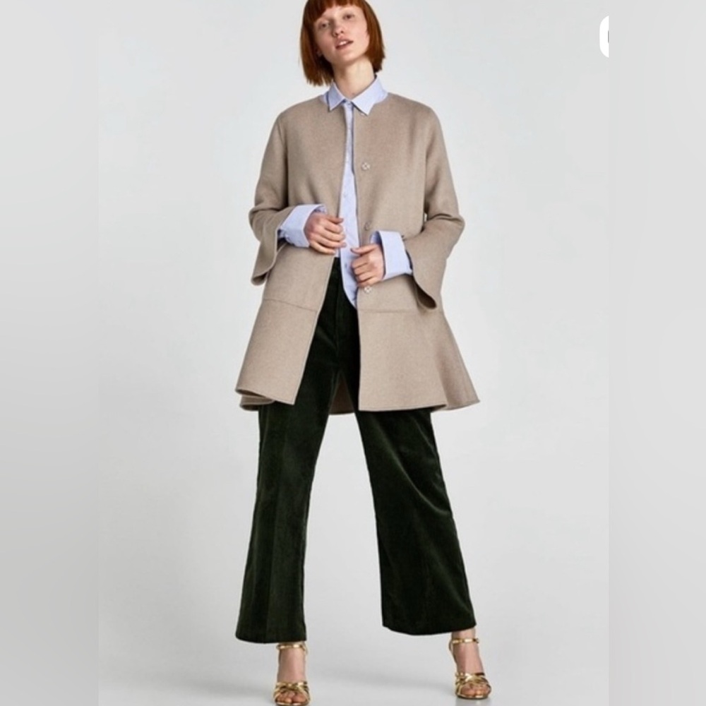 Beige Zara Coat/Elegant Classy Outwear/ Light Wool Coat/ Practically new